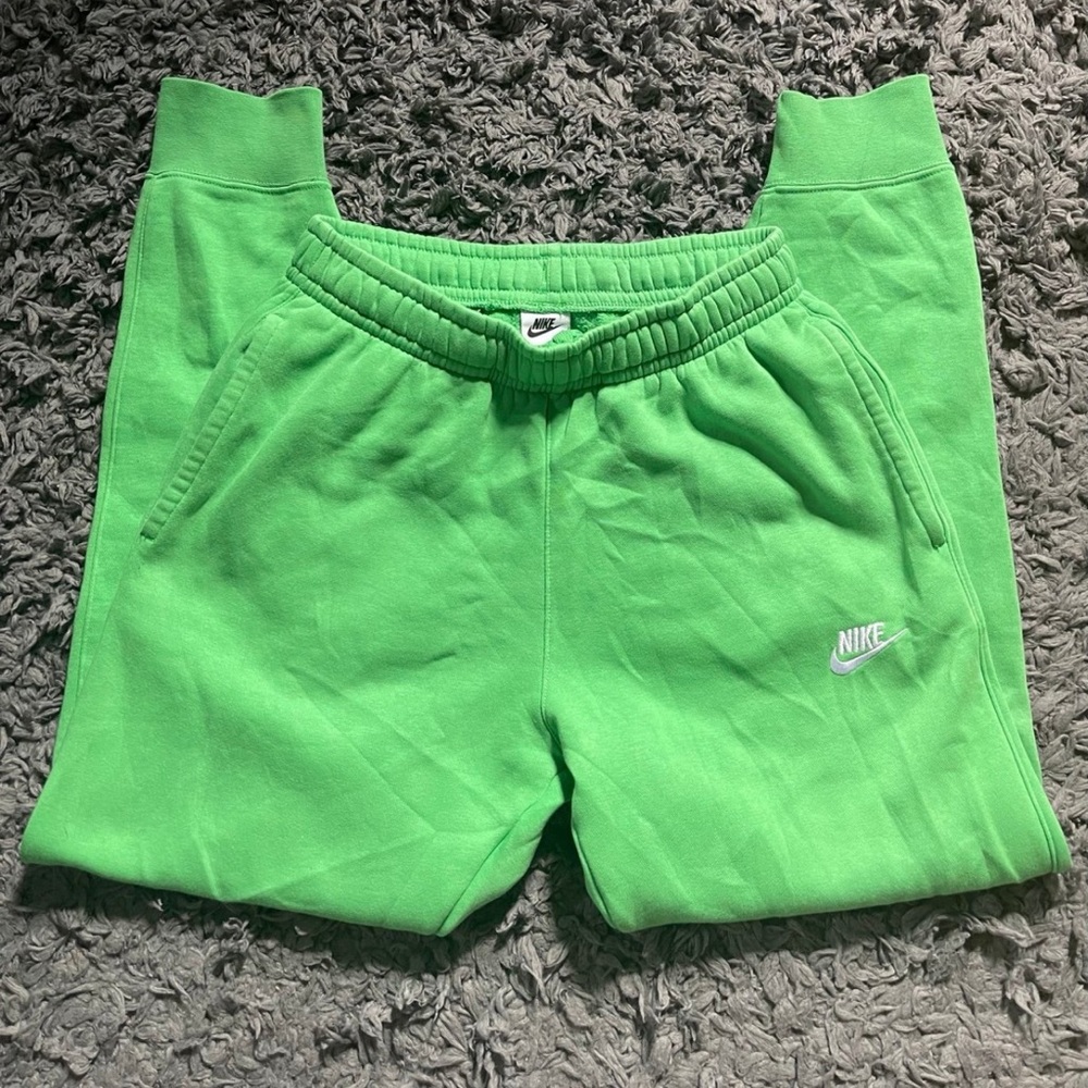 Nike green sweatpants S
